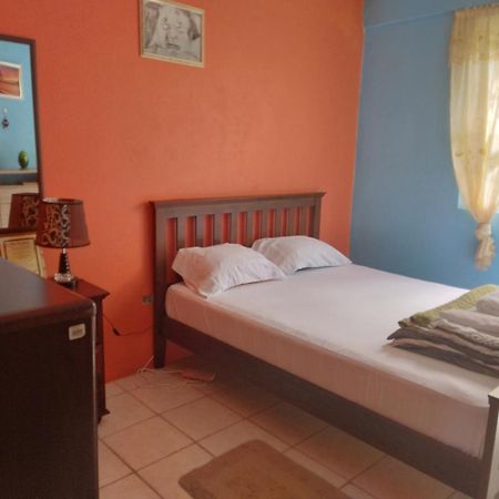 Danglez Bed & Breakfast Bataka Zewnętrze zdjęcie