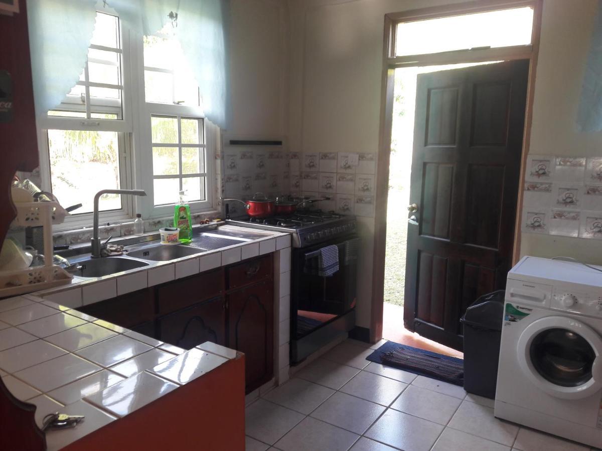Danglez Bed & Breakfast Bataka Zewnętrze zdjęcie